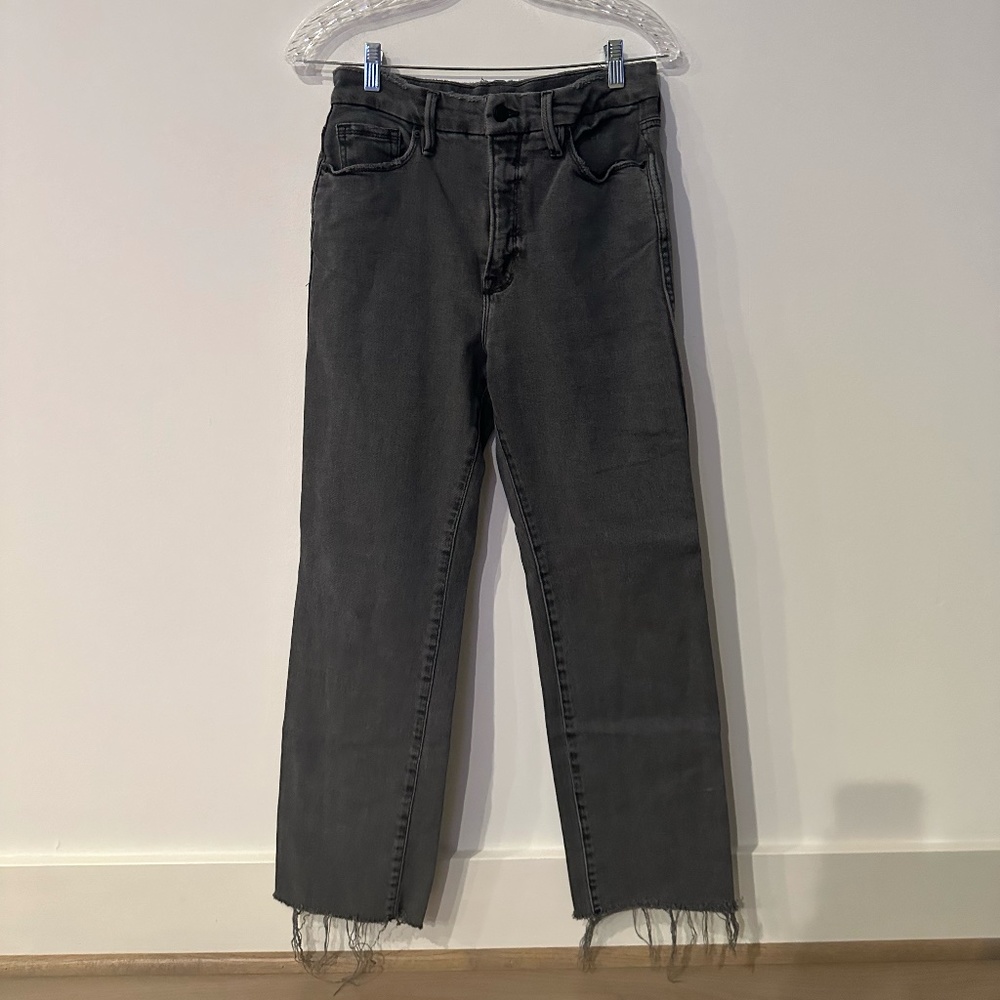 Good American Good Curve Straight Jean in Grey